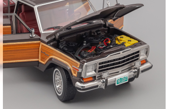 JEEP Grand Wagoneer, brown