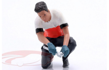 Фигурка техника №5