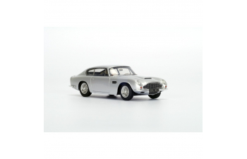 Aston Martin DB6 MK II 1969 (silver)