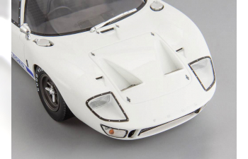 Ford GT40 Mark I (white)