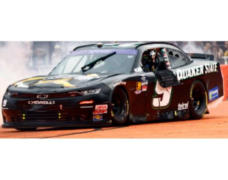 Chevrolet #9 Daniel Suarez *Quaker State*, black/white 2025