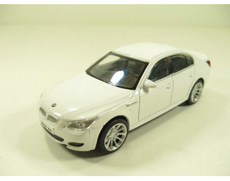 BMW M5 Series, white