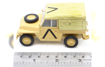 LAND ROVER Series III 1/2 Ton Lightweight Soft Top "Gulf War" Война в заливе Ирак 1990 Beige