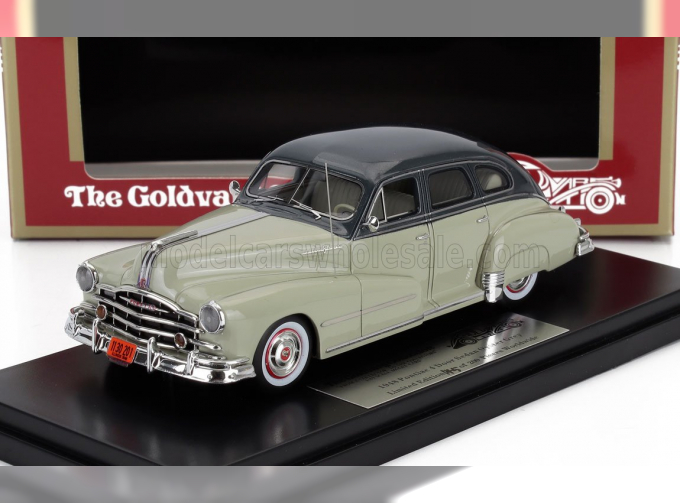 PONTIAC Silver Streak Sedan (1948), 2 Tone Grey