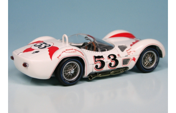 MASERATI Tipo 61 - BILL KRAUSE - WINNER RIVERSIDE LA TIMES GP FOR SPORTS CARS 1960, white