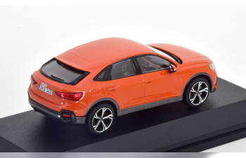 AUDI Q3 Sportback (2019), orange metallic