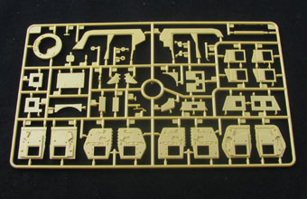 Сборная модель M114 Up-Armoured HA Tactical Vehicle