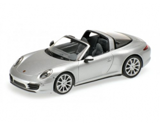 PORSCHE 911 Targa (2013), silver