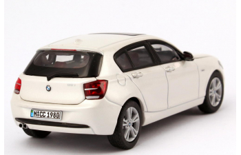 BMW 1er F20 5-dr 125i Sport (2011), mineral white