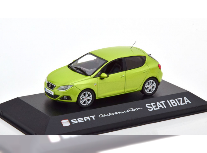 SEAT Ibiza 5-dr green metallic