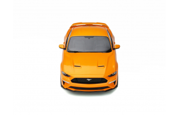 Ford Mustang 2019 (yellow)