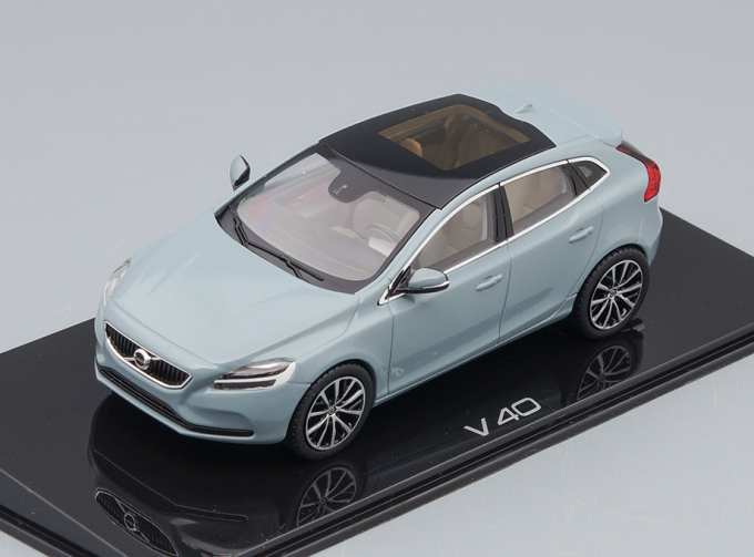 VOLVO V40, amazon grey