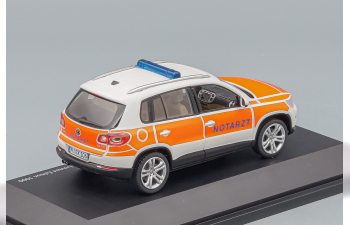 VOLKSWAGEN Tiguan NOTARZT, white / orange