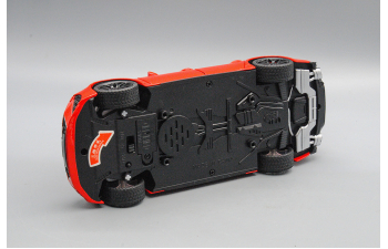 AUDI RS6 с багажным боксом, красный, 21 см