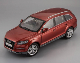 AUDI Q7 Facelift, granato red