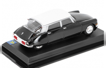 CITROEN DS19, black / white