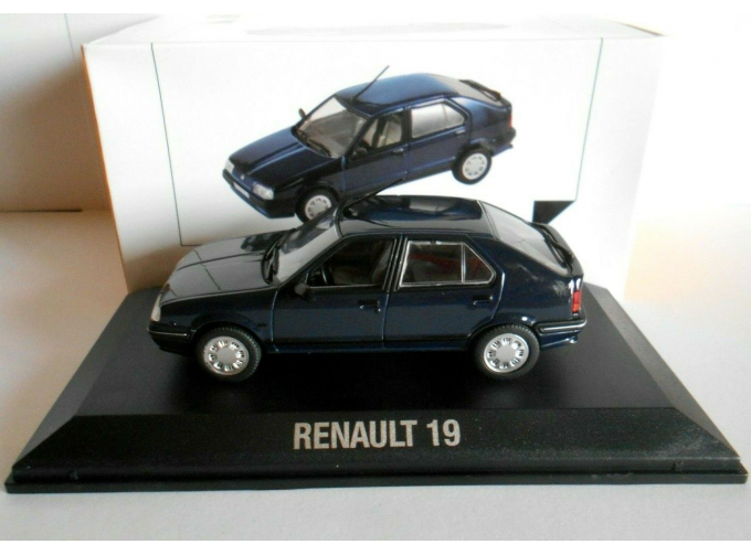 Renault R19 1988 синий