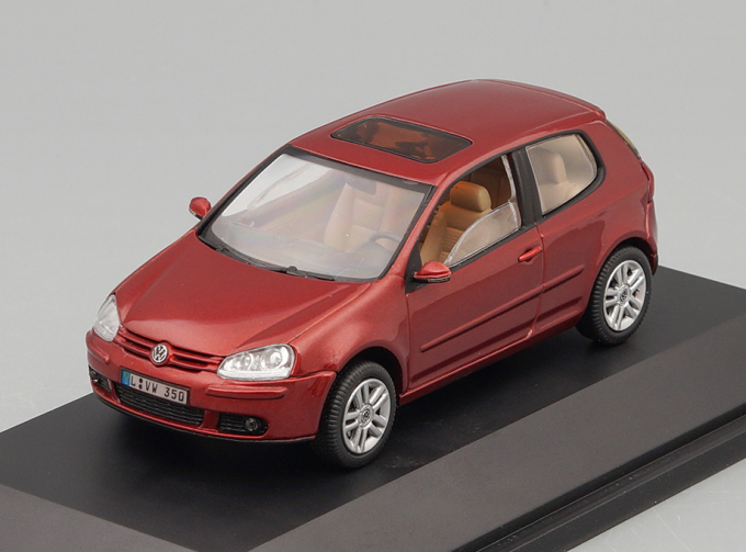 VOLKSWAGEN GOLF V 3-двери (2003), metallic red