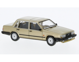 VOLVO 740 beige