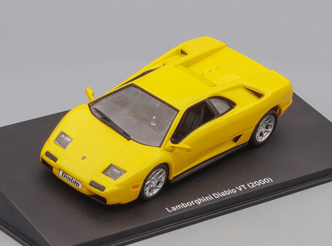 LAMBORGHINI Diablo VT 2000 Yellow