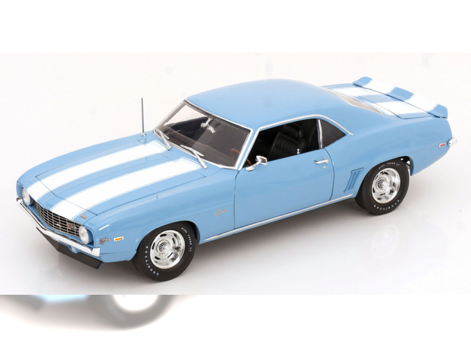 CHEVROLET Camaro Z/28 (1969), bluemetallic white