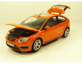 FORD Focus ST, серия 125 1:24, оранжевый