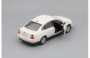 VOLKSWAGEN Passat Sedan, white