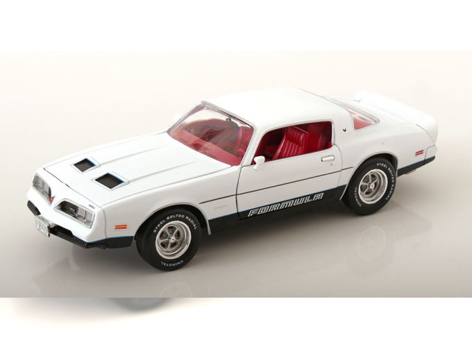 PONTIAC Firebird Formula (1977), white