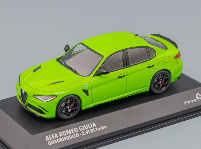 ALFA ROMEO Giulia Quadrifoglio 2.9l Biturbo (2020), Green