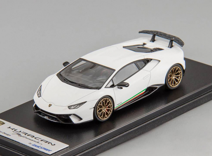 Lamborghini Huracan Performante (white)