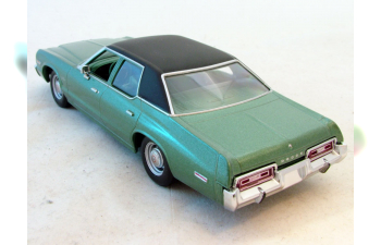 DODGE Monaco (1974), green met