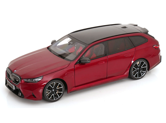 BMW M5 Touring (2024), dark red-metallic