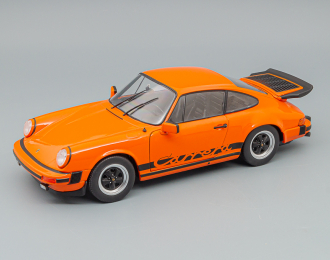 PORSCHE 911 Carrera 3.2 (1984), orange