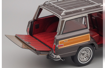 JEEP Grand Wagoneer, brown