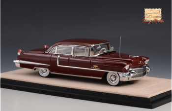 CADILLAC Fleetwood Sixty Special 1956 Maroon