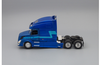 VOLVO VNL 780 с прицепом, blue