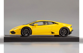 LAMBORGHINI Huracan LP610-4, yellow