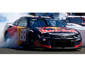 Chevrolet #88 Shane van Gisbergen *Red Bull*, blue/red/yellow 2025