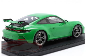 PORSCHE 911 (992) GT3 (2022), python green