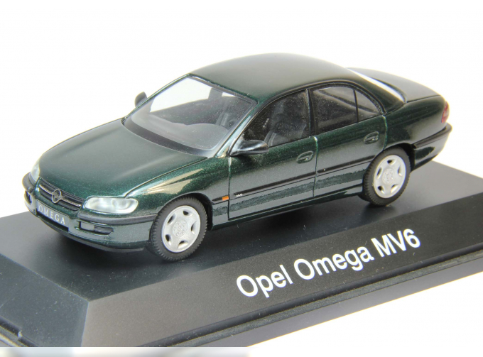 OPEL Omega B Limousine, dark green