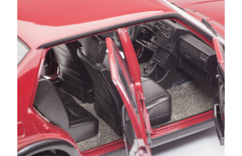 VOLKSWAGEN Jetta GT (1990), красный