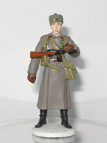 Фигурка Сержант стрелковых частей в зимнем полевом обмундировании, 1943–1945гг., Солдаты ВОВ №57