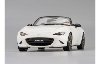 MAZDA Roadster MX-5 (ND), white