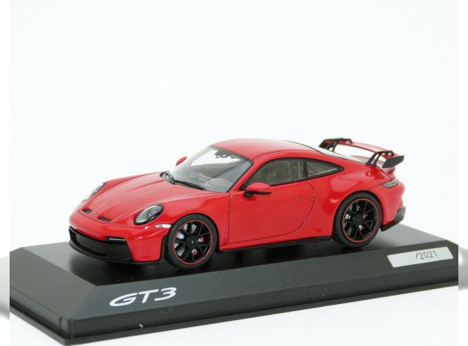 Porsche 992 GT3 - 2021 (guards red)