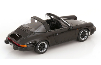 PORSCHE 911 SC Targa (1983), black