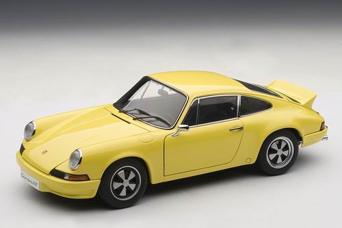 PORSCHE 911 Carrera RS 2.7 (1973), light yellow