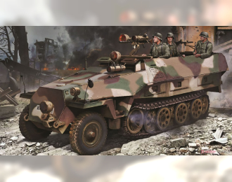 Сборная модель Sd.Kfz.251/1 Ausf.D w/NIGHT VISION FALKE