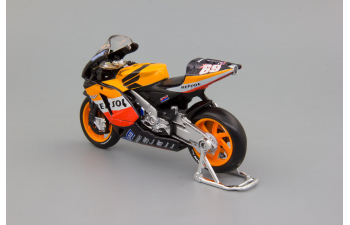 HONDA RCV211 №69 (2005) orange/black