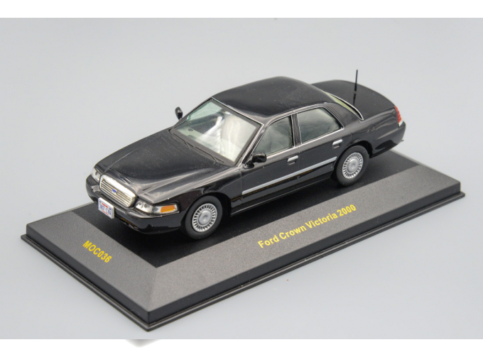 FORD Crown Victoria (2000), black