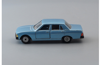 PEUGEOT 604, blue metallic